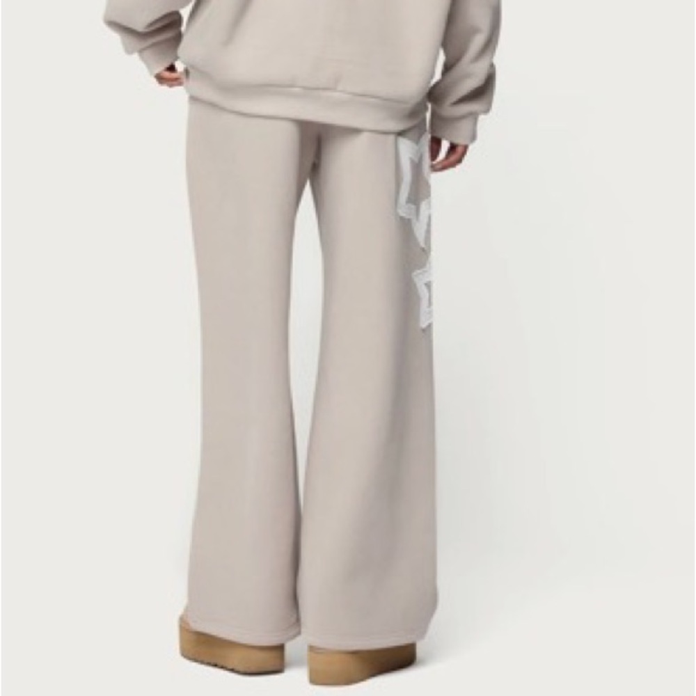 EDIKTED Taupe Sweatpants